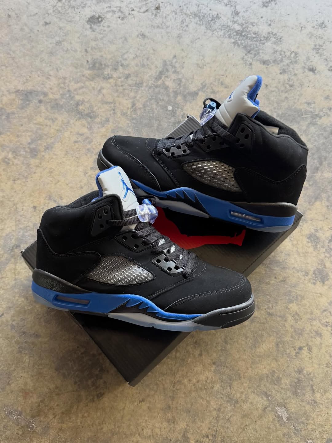 Jordan Retro 5 “Racer Blue”