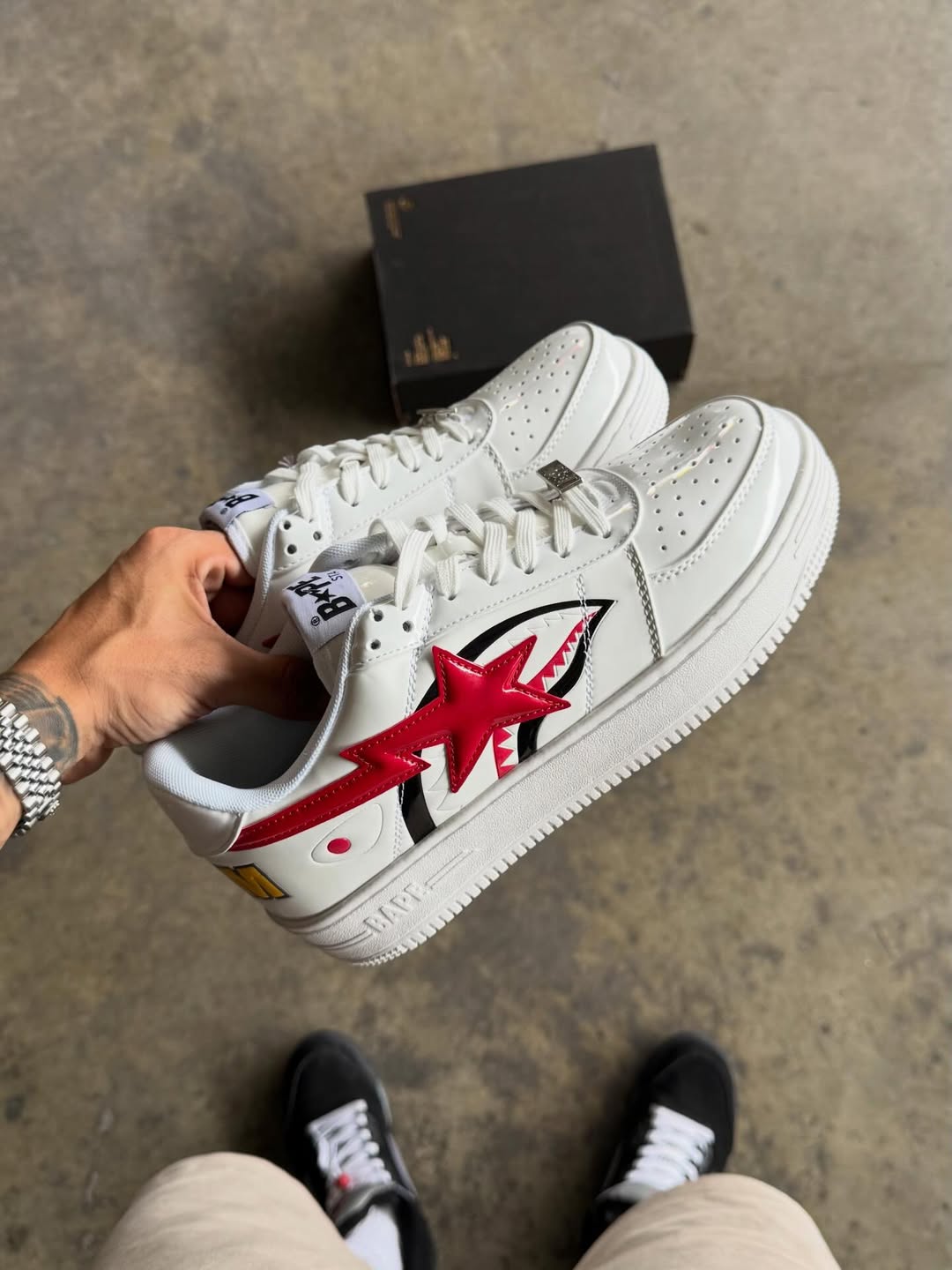 A Bathing Ape Bapesta Low “White Shark”