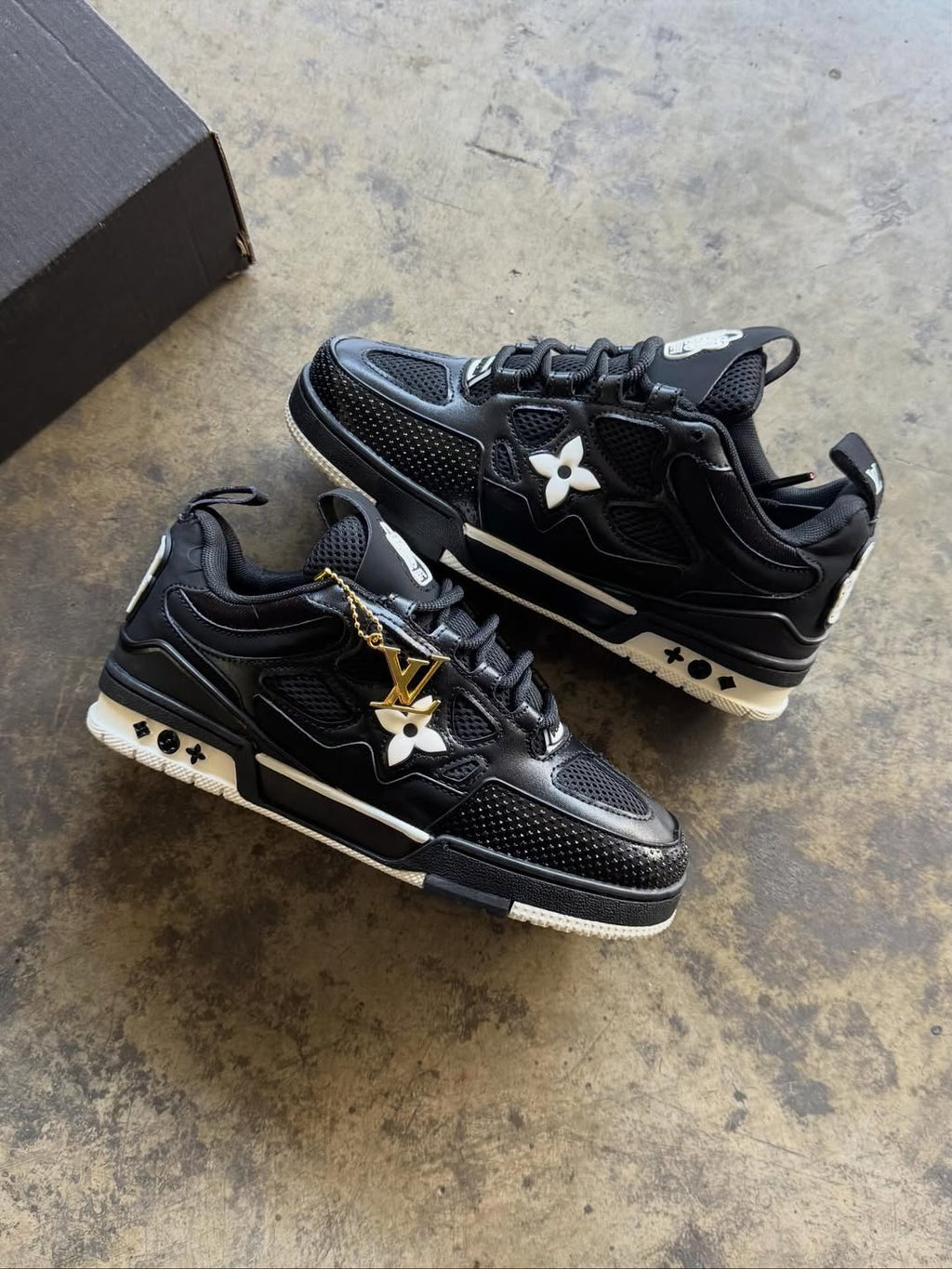 Louis Vuitton Skate Black