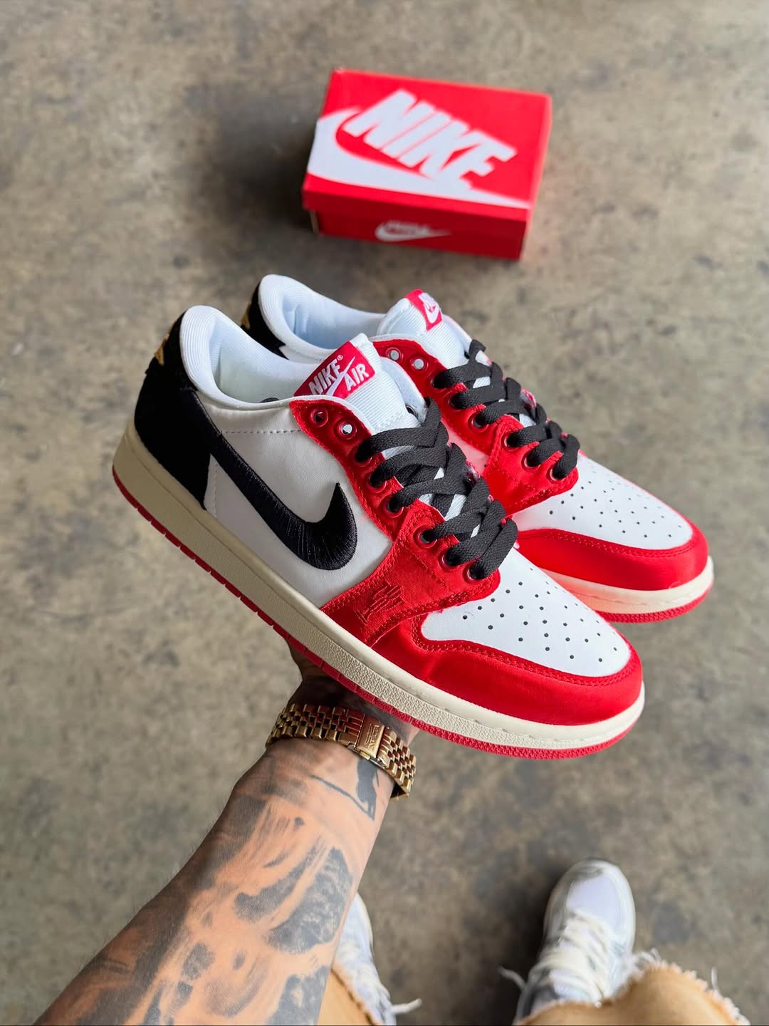 Nike Air Jordan 1 Low Trophy Room