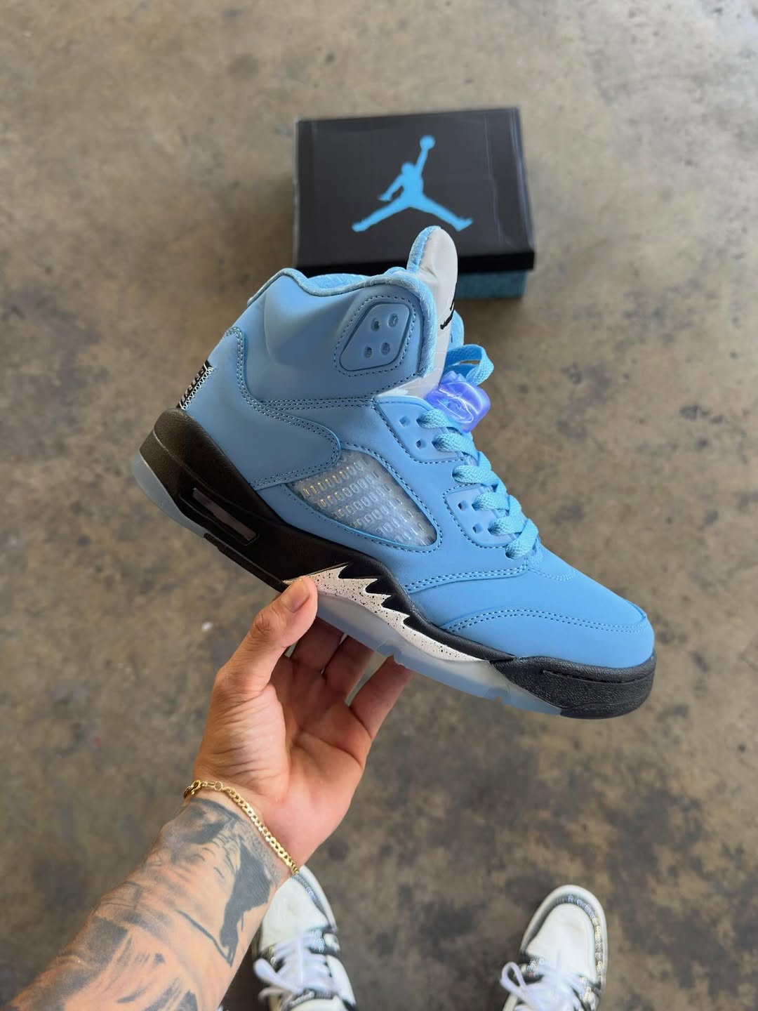 Jordan 5 Retro UNC University Blue